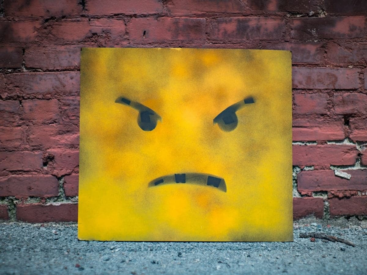 Transforming Customer Service: The Power of Empathy and Hanlon’s Razor