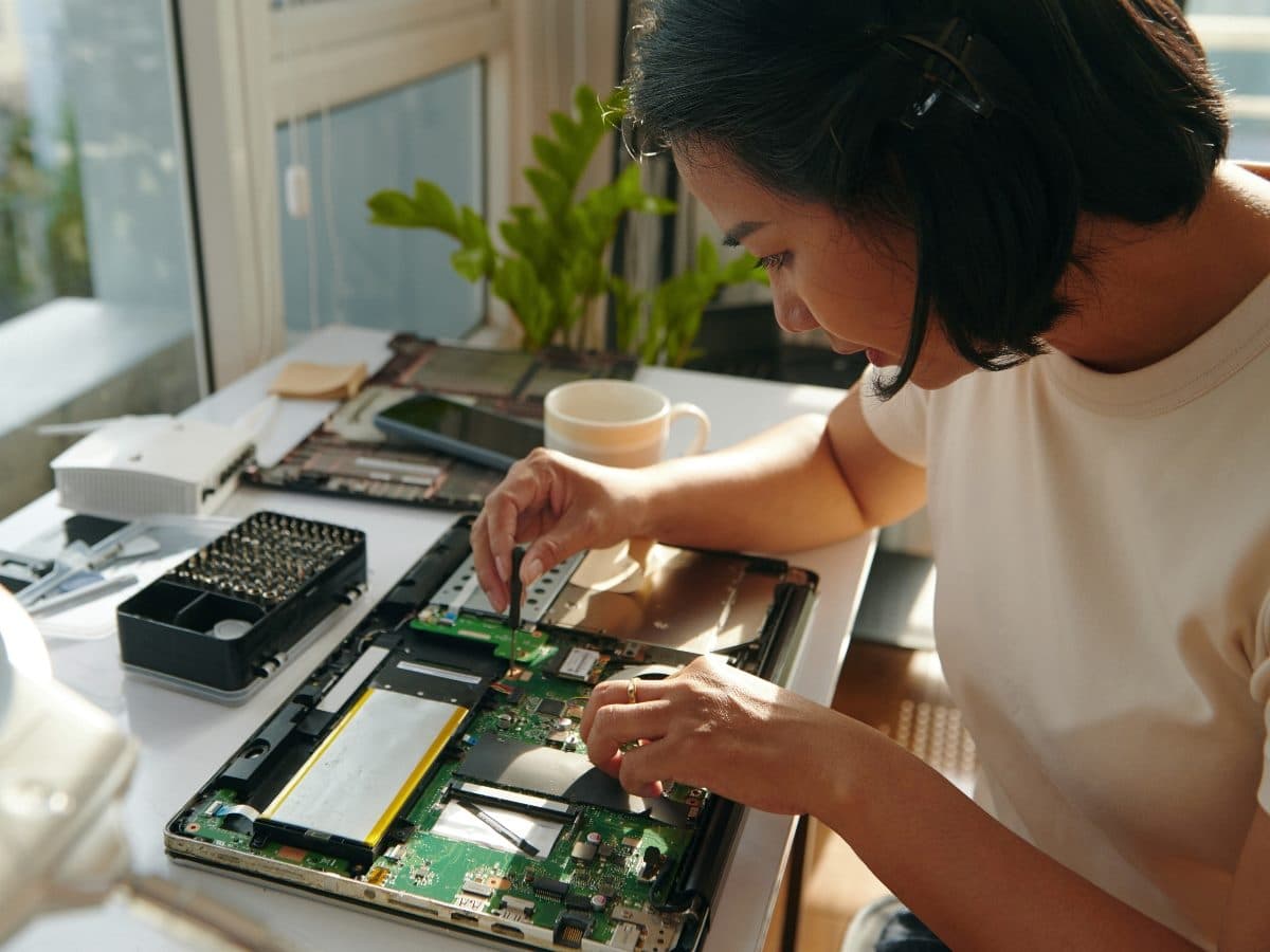 Revolutionizing Customer Service: The Tools That Truly Enhance Experience