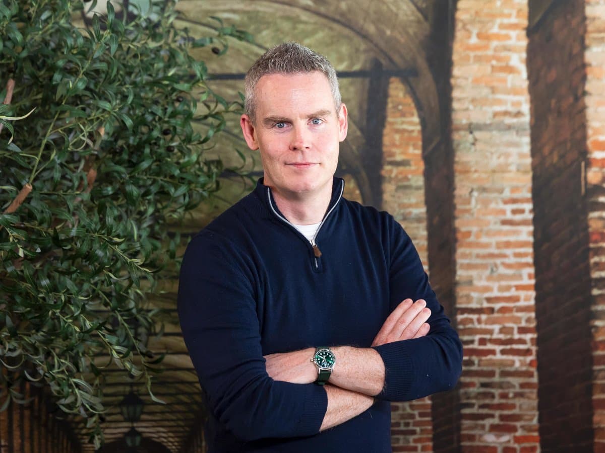 Revolutionizing Customer Service with AI: Meet Momntum's Game-Changing Platform