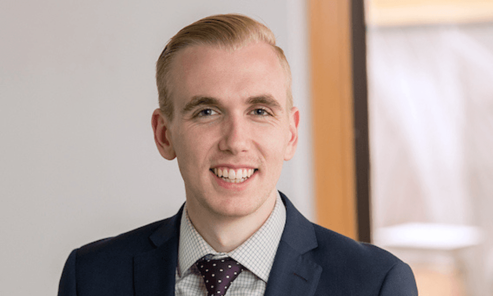 How Jonathan Harris Transforms Legal Practice with a Customer Service Mindset