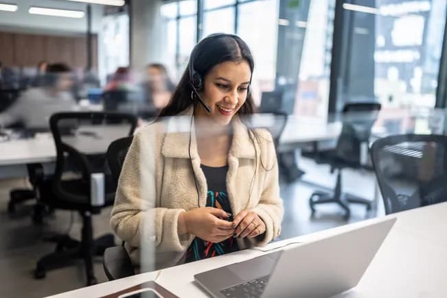 AI Job Cuts: The Surprising Truth About Customer Service Layoffs and Why Companies Are Rushing to Rehire