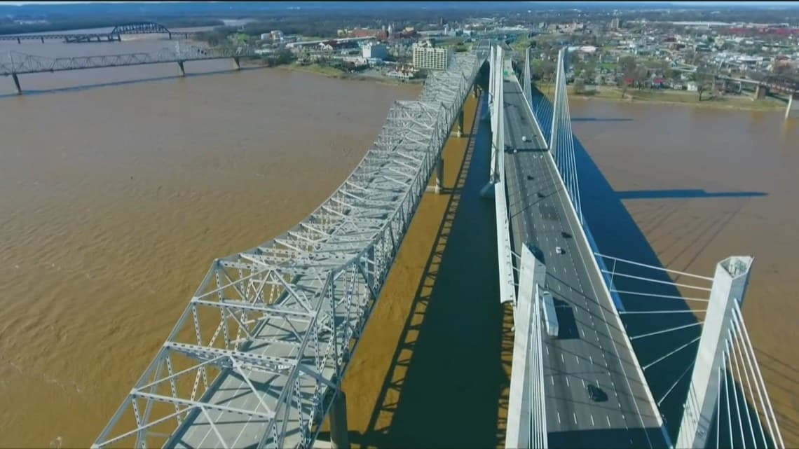 RiverLink Boosts Customer Service Staffing to Enhance Toll Service Experience