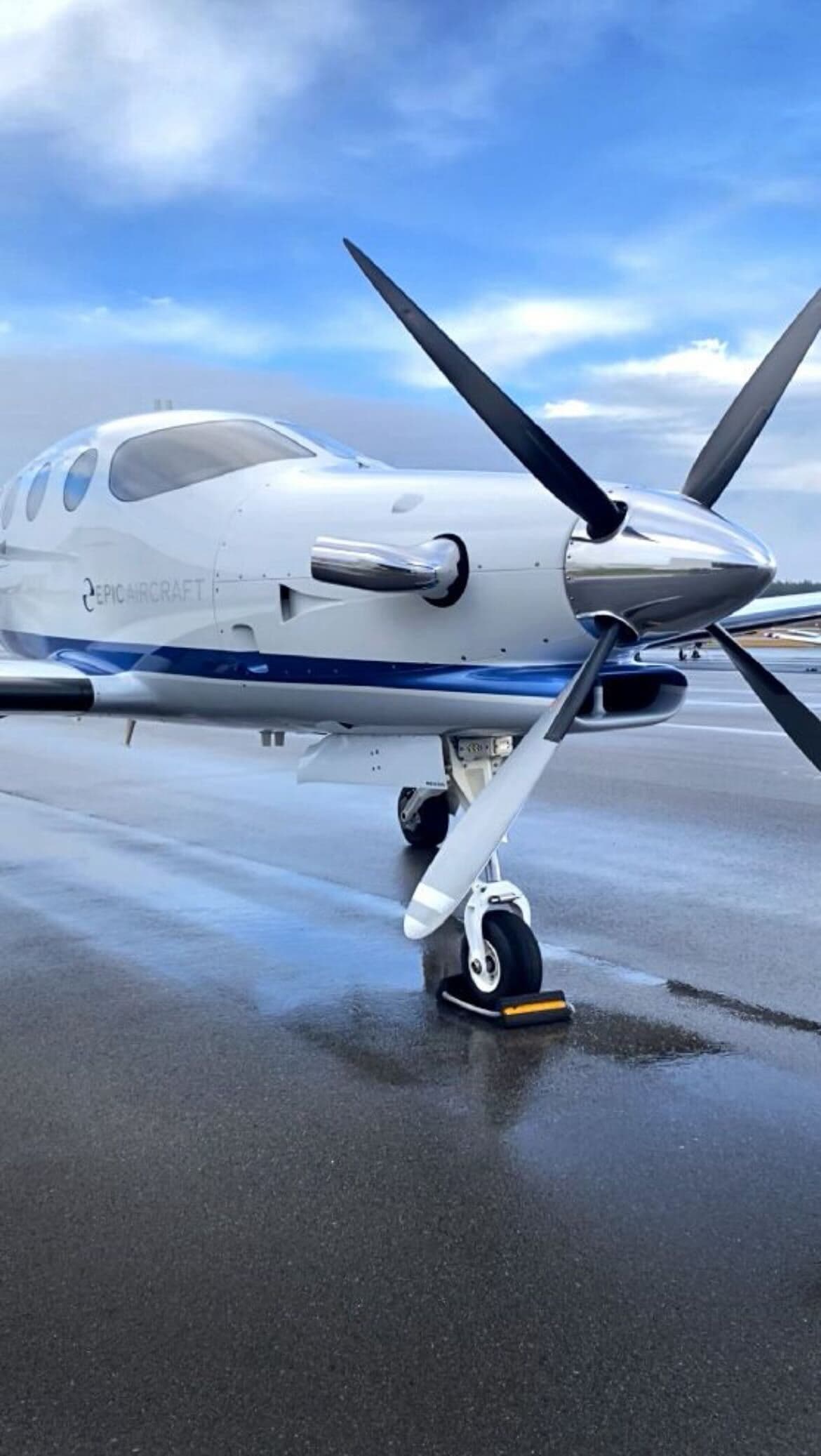 Epic Aircraft Launches Exclusive Gold Star Program: Meet the First Recipient!