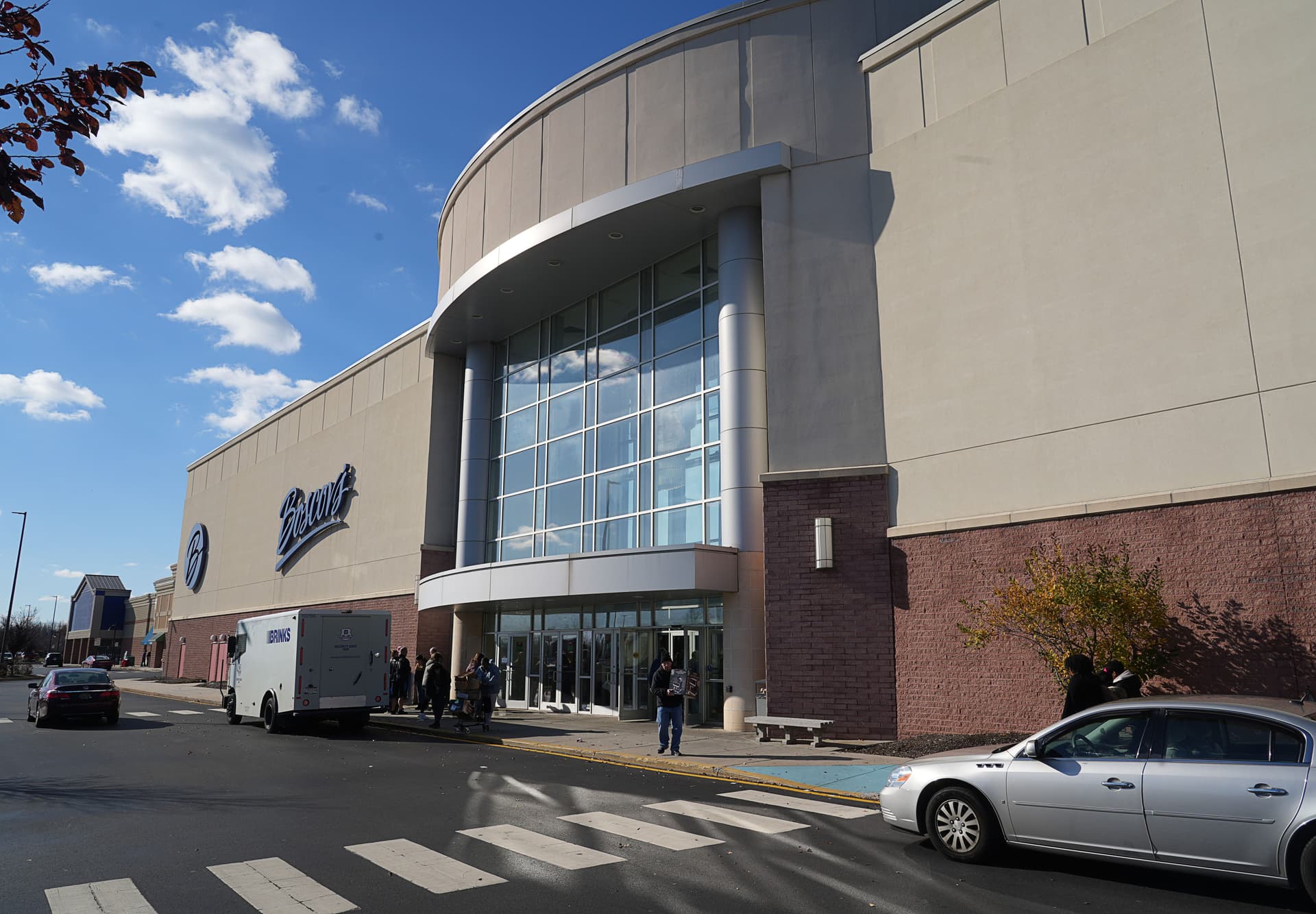 Shoppers take advantage of Black Friday sales at the Boscov's in Christiana on Nov. 28, 2025.