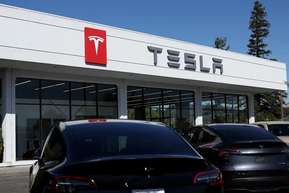 Tesla's AI Revolution: Transforming Customer Service with Cutting-Edge Technology