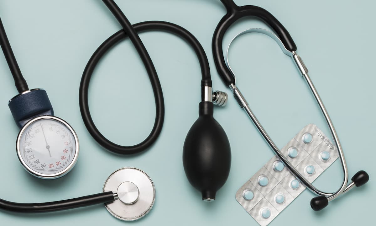 Healthcare Giants Embrace AI Chatbots: 60% Now Use Them for Customer Service