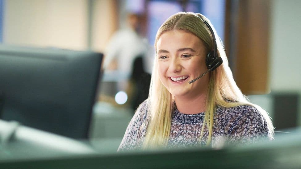 The Surprising Shift: How AI and Human Agents Will Revolutionize Customer Service